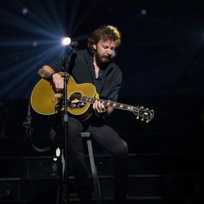 Ronnie Dunn Records Ariana Grande Song for New Album, “Tattooed Heart”