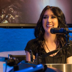 Out of the Garage and Into the Studio: Aubrie Sellers Dishes About Her Unique Sound, Influences and Major-Label Debut Album, “New City Blues”