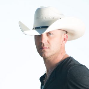 Justin Moore Teases “Something Exciting in the Works for the Beginning of Next Year”