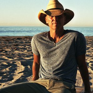 Kenny Chesney Hits No. 1 With “Setting the World on Fire”—Releases Lyric Video for “Rich and Miserable”