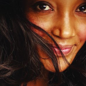 Mickey Guyton Gets Engaged