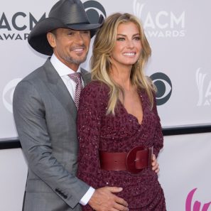 Tim McGraw & Faith Hill Extend Soul2Soul Tour With 27 Dates in 2018